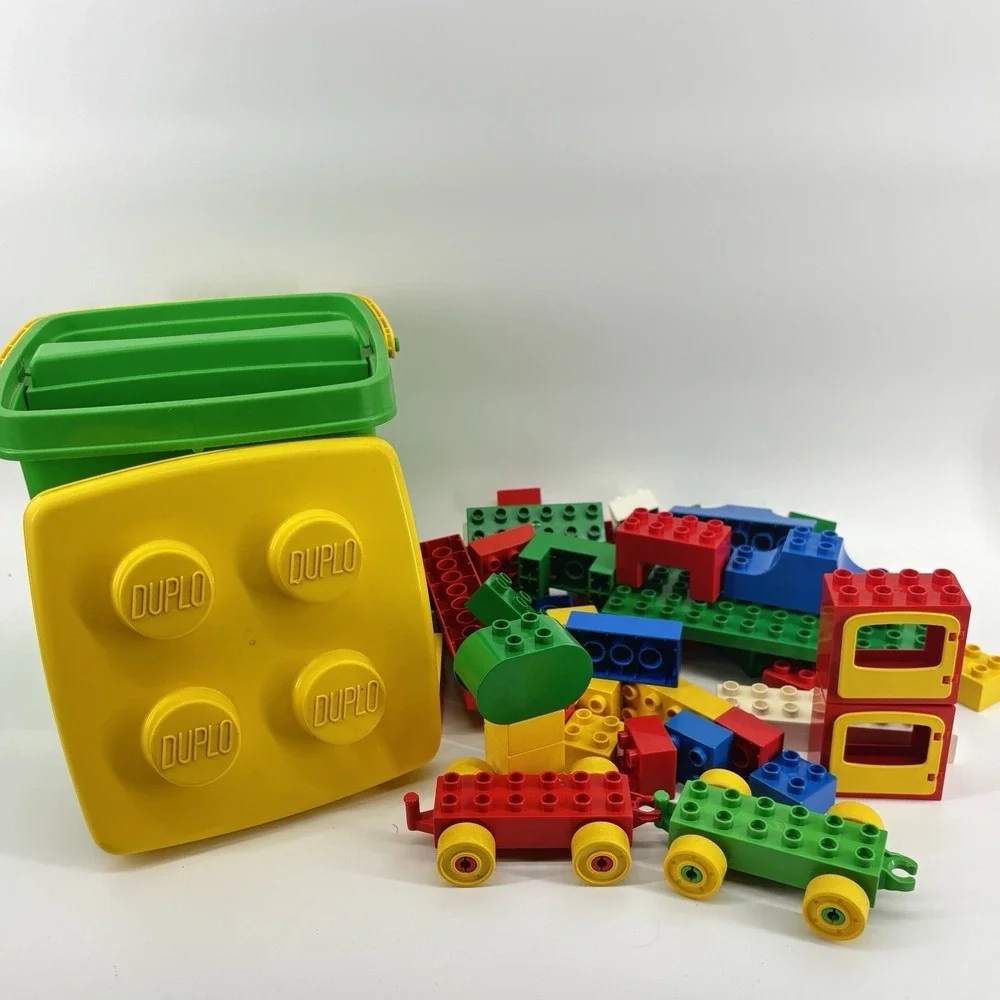 Lego Duplo Green Bucket‎ / Yellow Lid + 60 Bricks 1992 Vintage